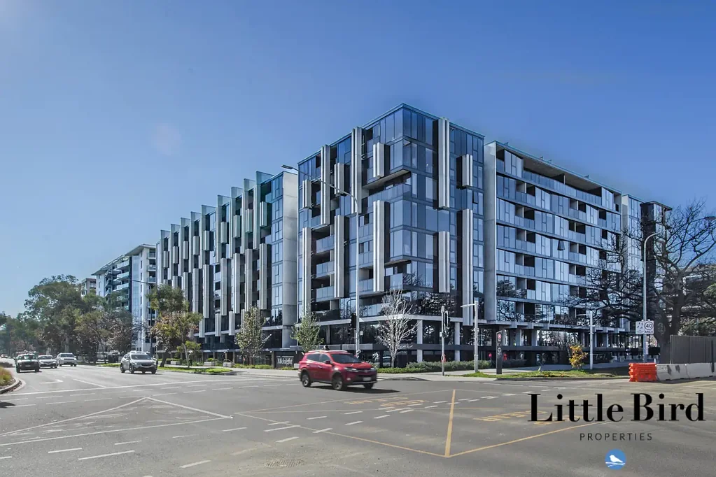 Luxury Two-Bedroom Apartment in the Prestigious Midnight Development