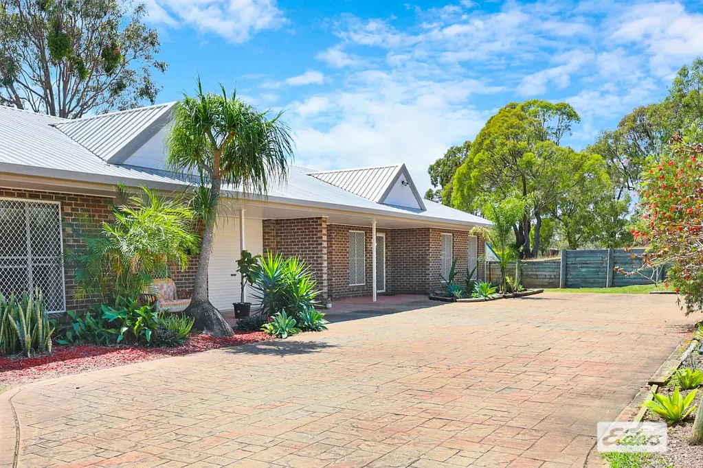 11 Toos Close, Cooee Bay, QLD 4703