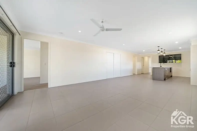 72 SKYBLUE Circuit, Yarrabilba, QLD 4207, 4 slaapkamers, 2 badkamers, House