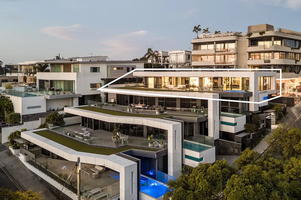 Balmoral 4 Slaapkamer Penthouse Perfection Above the City