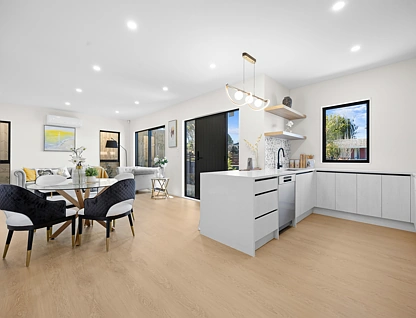 Lot 1-4/12 Baringa Place, Botany Downs, Manukau City, 4 침실, 3 욕실, House