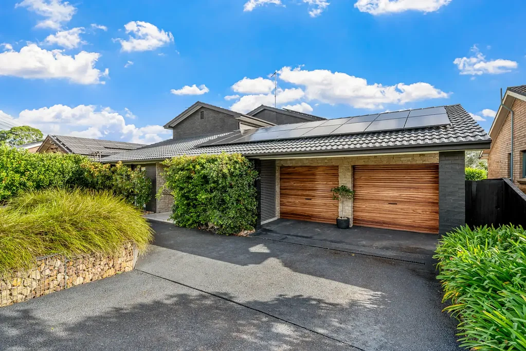 Kellyville 5બેડરૂમ Prime Kellyville Living: Modern Style & Entertainer's Dream