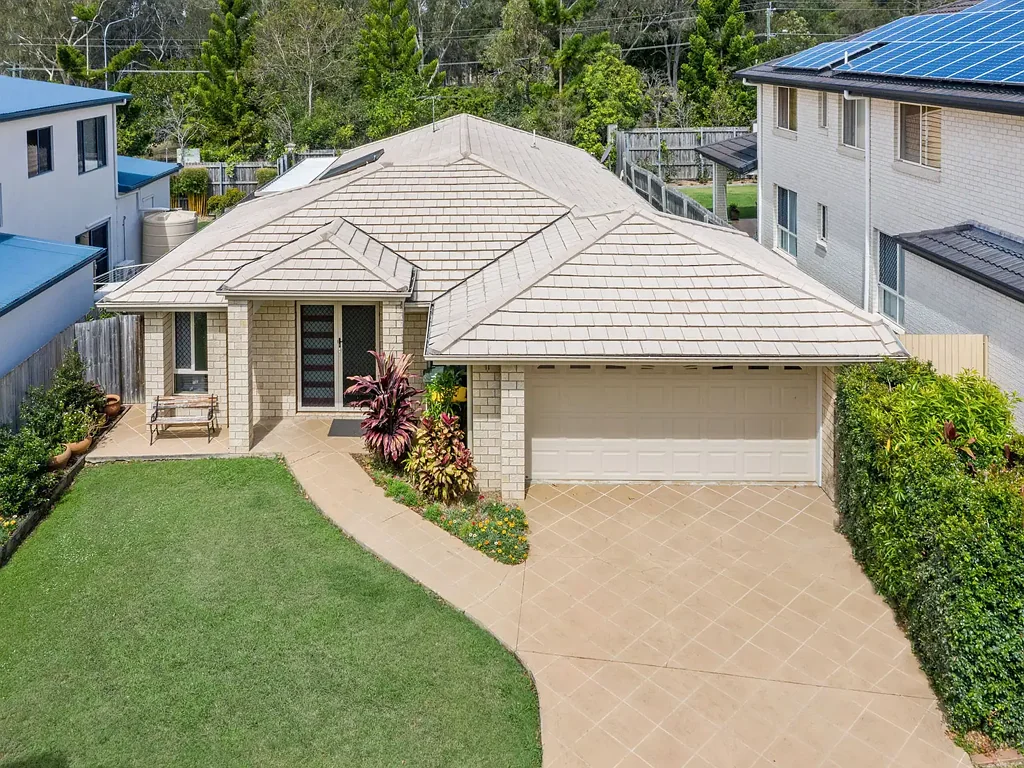 27 Canopus Street, Bridgeman Downs, QLD 4035