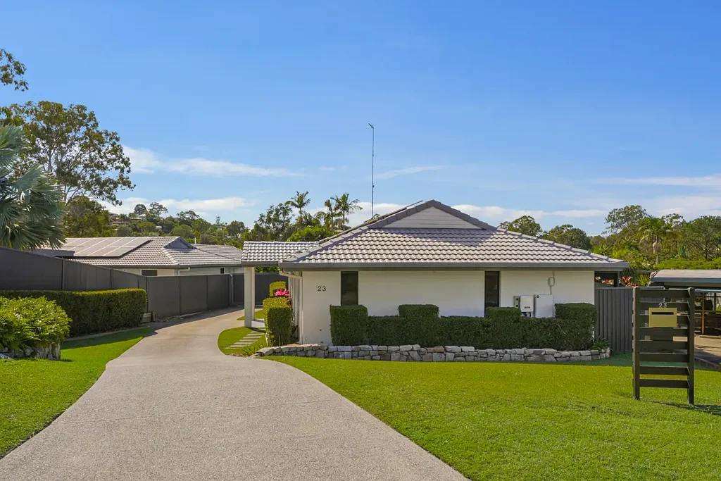 23 Guthrie Parade, Carrara, QLD 4211