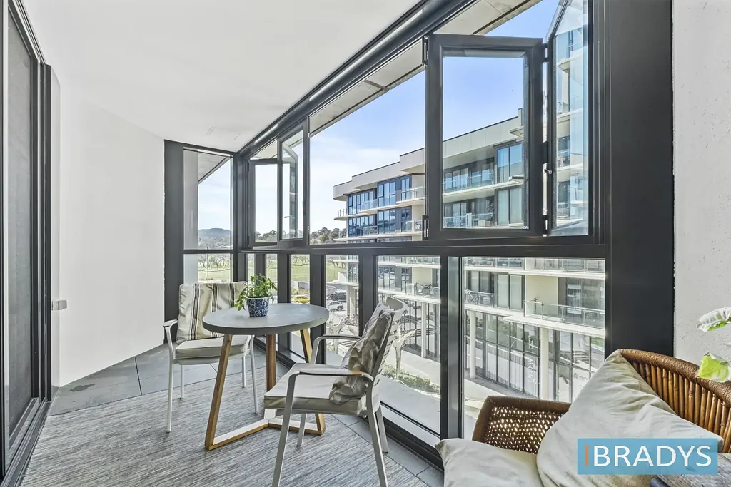 Campbell 1कमरा MAKE THE MOST OF WINTER GARDEN BALCONY LIVING IN THIS 1 BEDROOM STYLISH APARTMENT