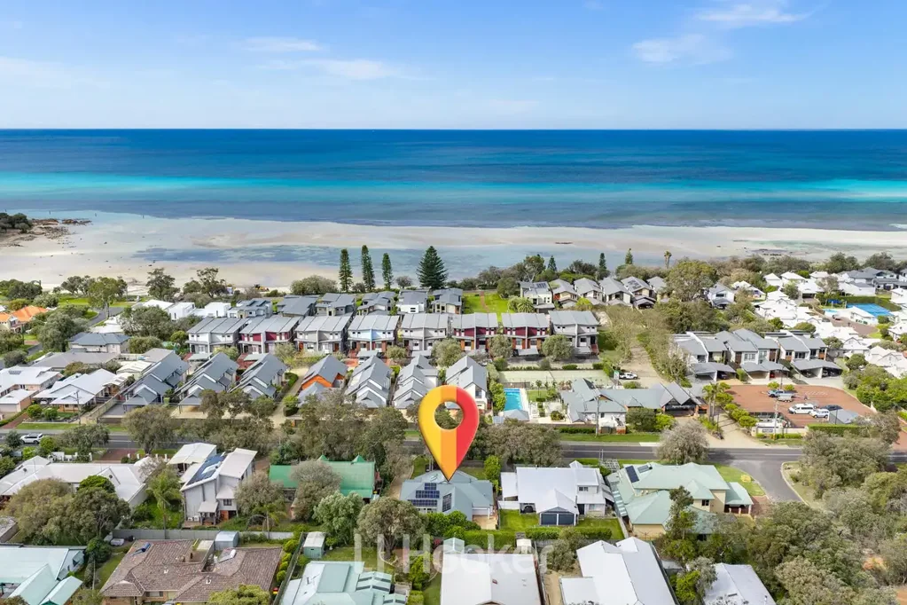 Dunsborough 4房  A Beachside Classic, Beautifully Reimagined