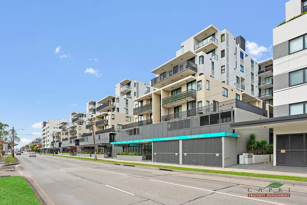 ONSITE PROPERTY MANAGER - NORTH FACING - NEARLY NEW DELUXE 2 BEDDER IN THE HEART OF CAMPSIE