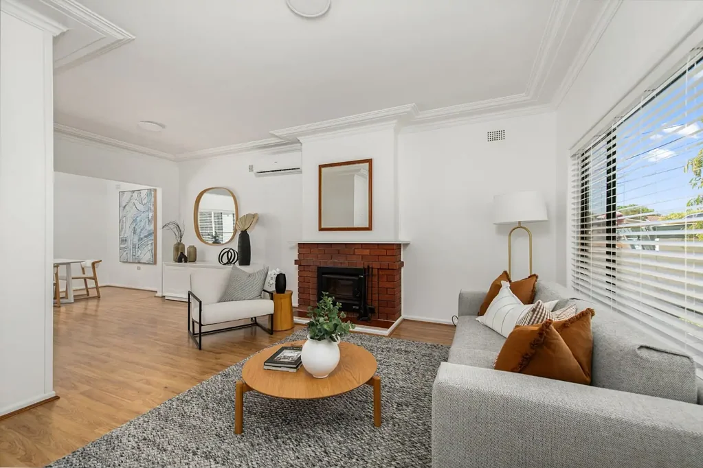 Grays Point 3 Slaapkamer Beautifully Positioned Single Level Home