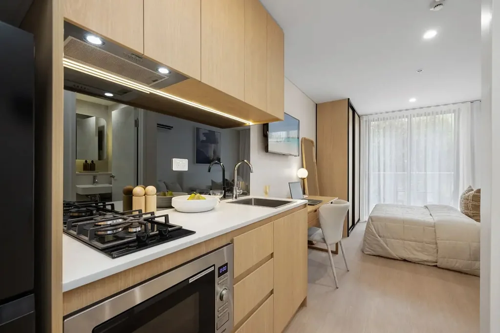 Brand NEW | Fully Furnished Studio | All Bills Included | Canvas Perks | Central Kingsford
