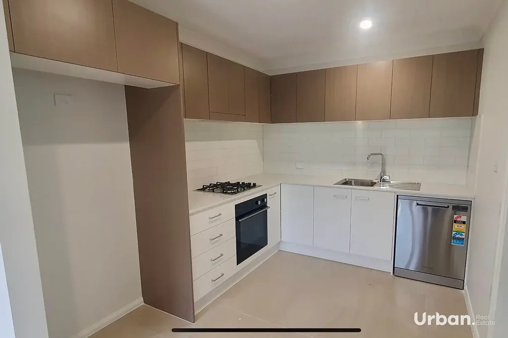 Two Bedroom Granny Flat In The Vines!