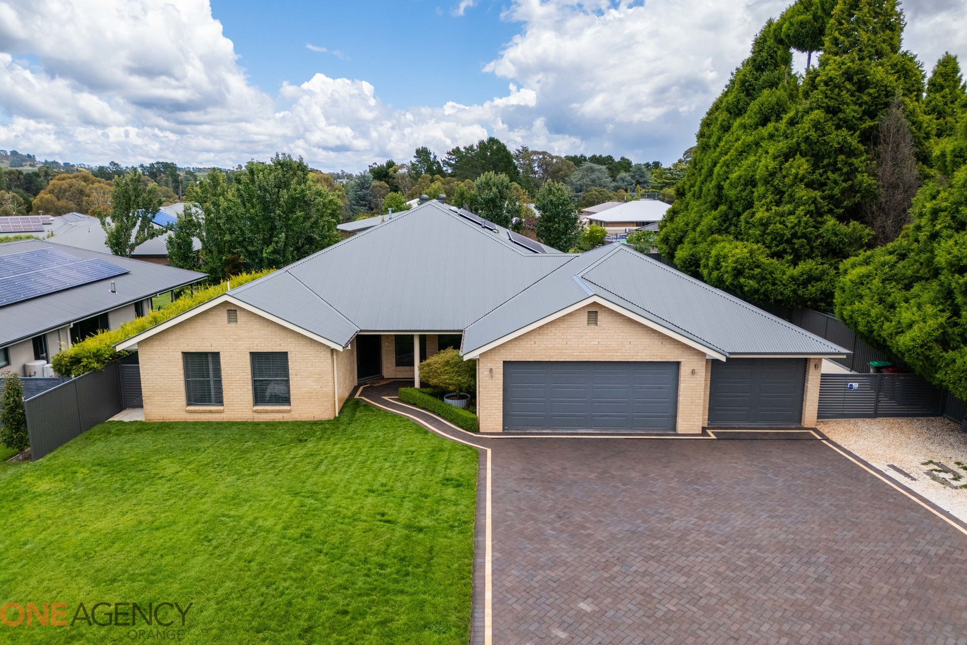 19 BEECH CR, ORANGE NSW 2800, 0房, 0浴, House