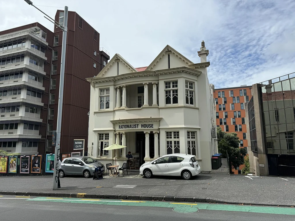 Auckland Central Functional office space with a view