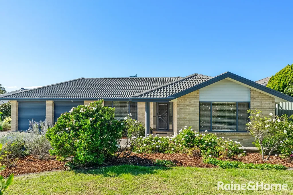 74 Golden Wattle Drive, Ulladulla, NSW 2539