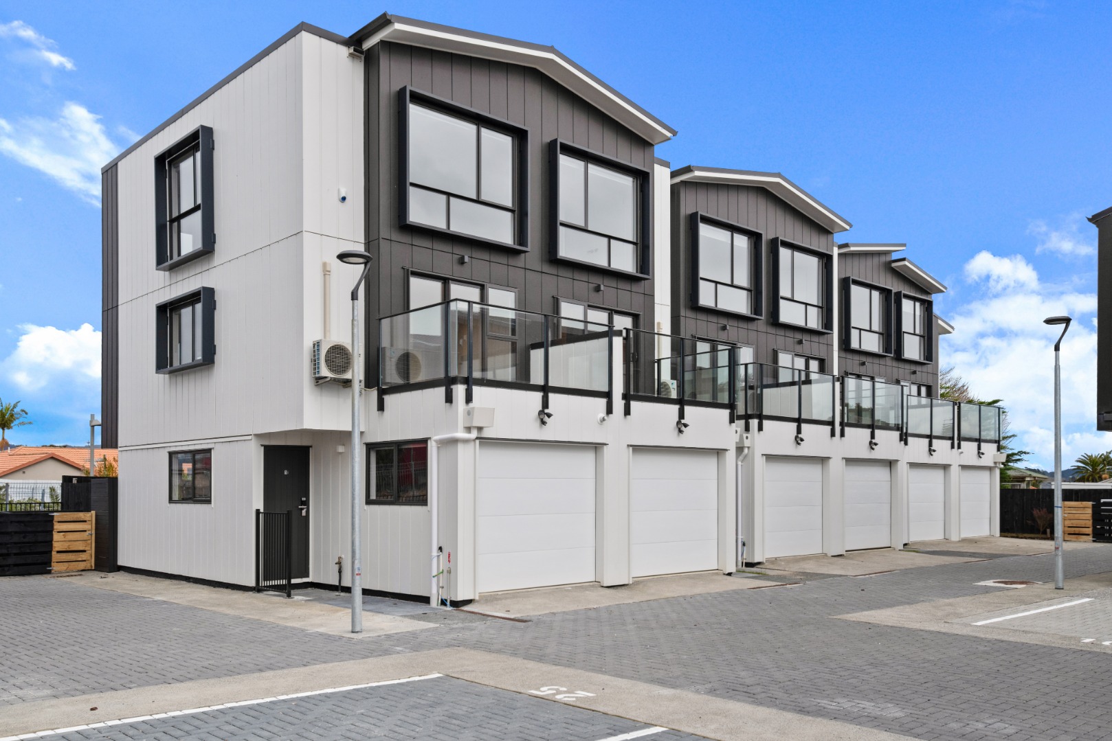 18 Red Arches Road, Henderson, Auckland - Waitakere, 3 rūma, 0 rūma horoi, Townhouse