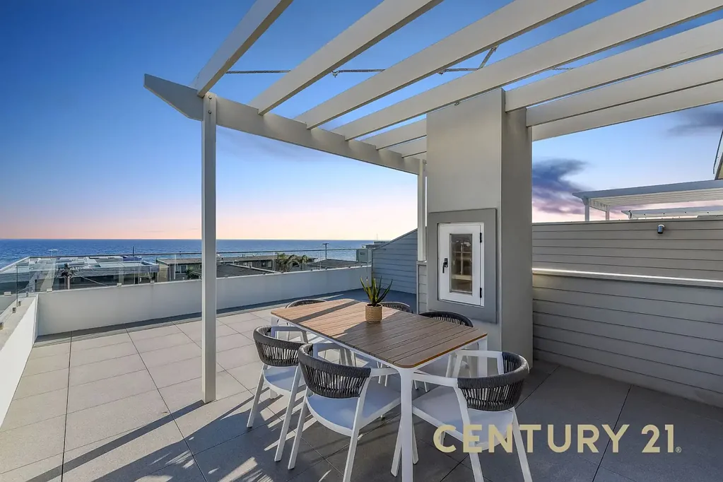 Edithvale 2房  Coastal Luxury with Spectacular Bay and City Views