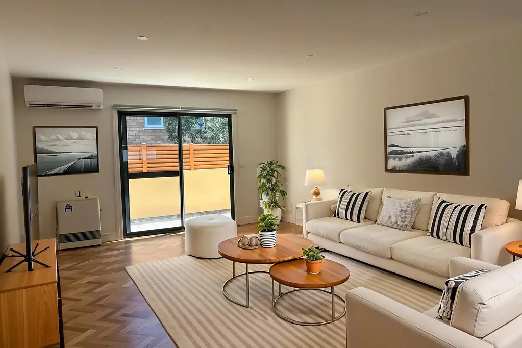 FRESHLY UPDATED LARGE ONE BEDROOM