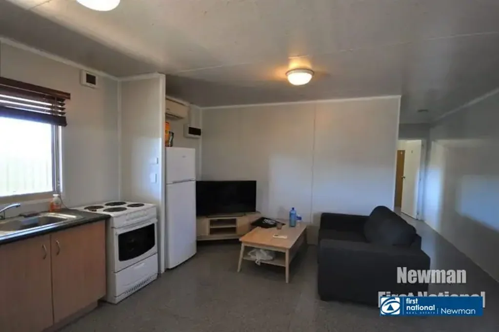 3 BEDROOMS