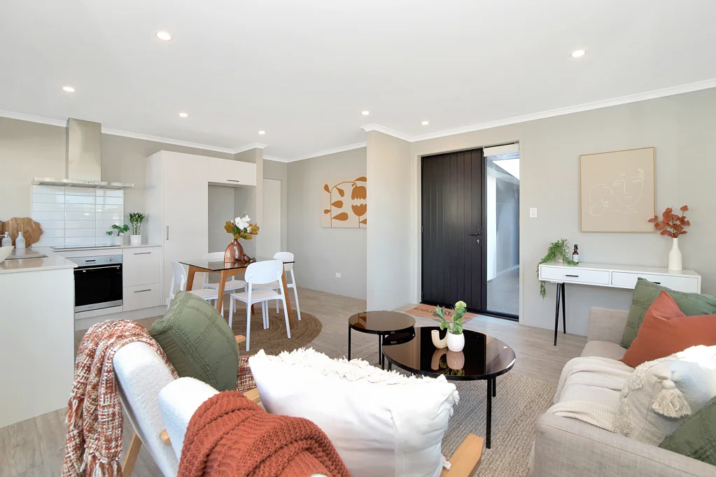 Papamoa 3房  Sweet, neat, family home