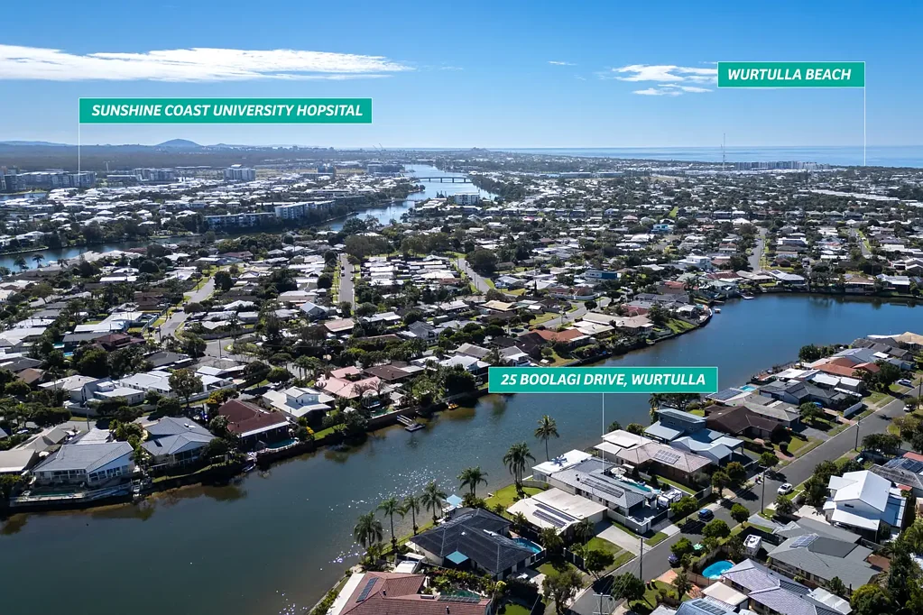 Wurtulla 4房  Waterfront.  North Facing.  Perfection.