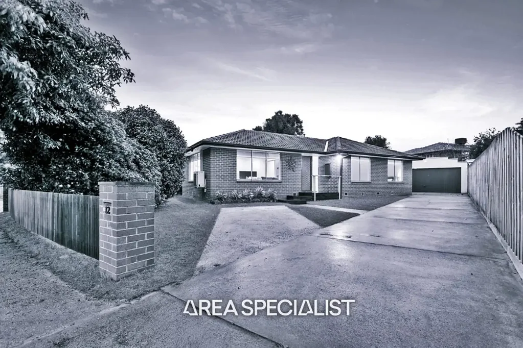 12 Sassafras Drive, Frankston, VIC 3199