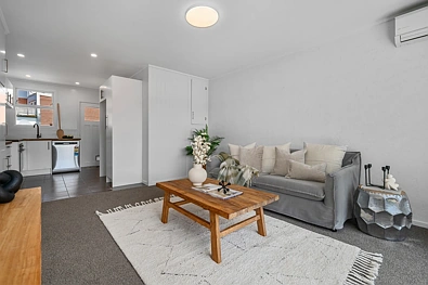 Beautifully renovated two-bedroom middle unit