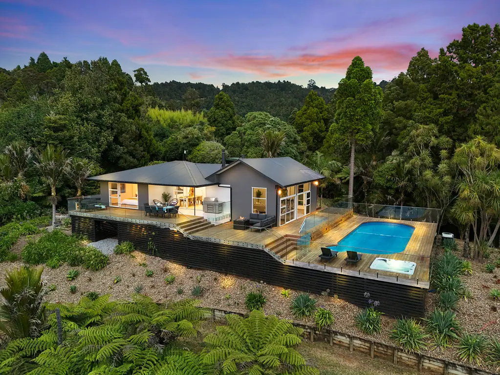91 Mountain Road, Henderson Valley, Waitakere City, Auckland