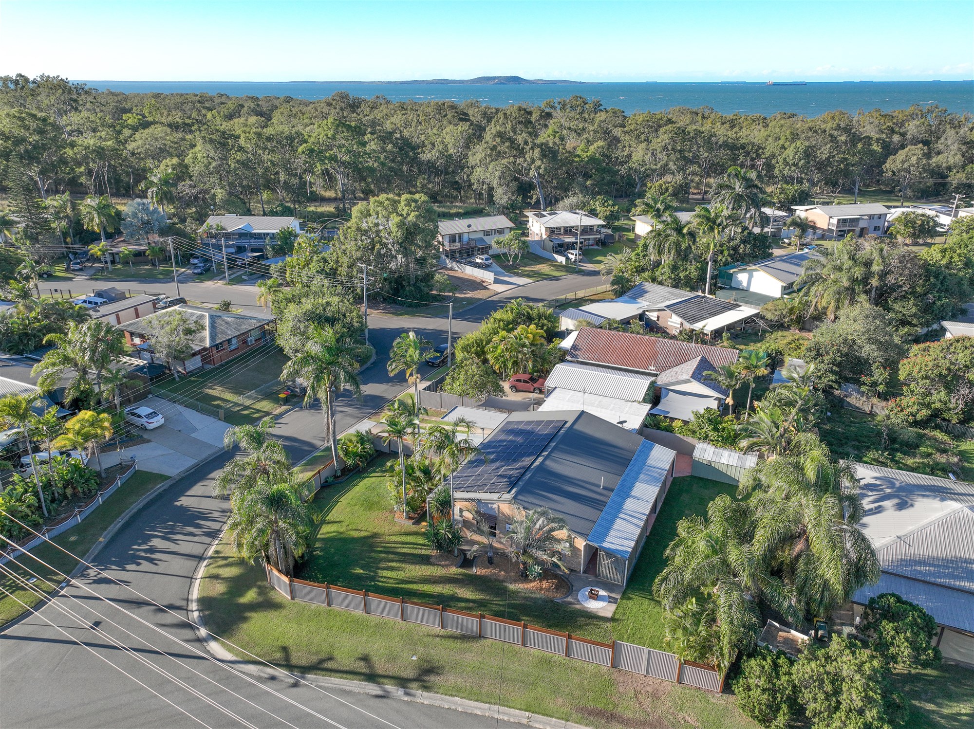 35 ALKINA CR, BOYNE ISLAND QLD 4680, 0 Schlafzimmer, 0 Badezimmer, House