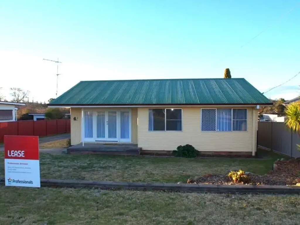 MODERNISED THREE-BEDROOM HOME