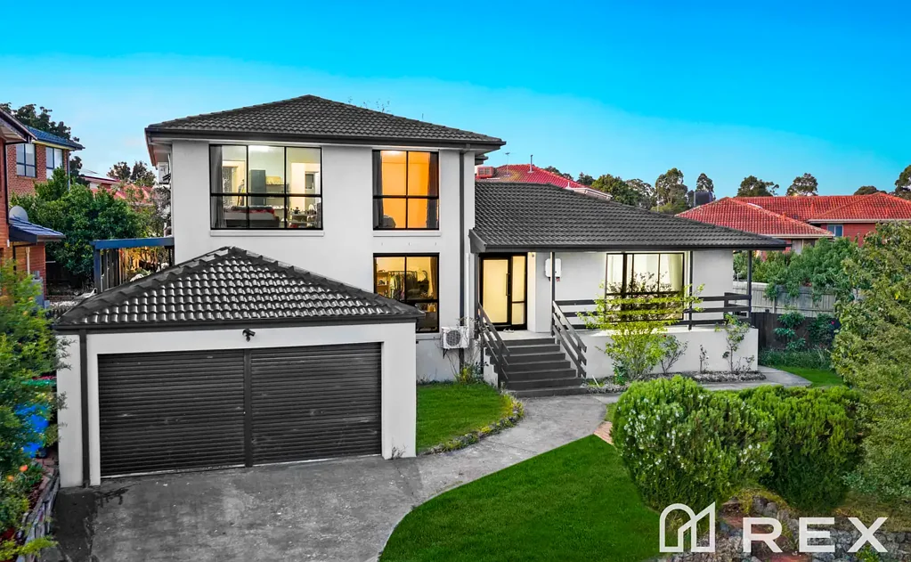 Narre Warren 4침실 Supersized Family Home with Prime Convenience
