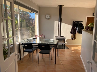 CENTRAL 3 BEDROOM HOME