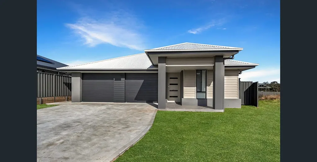 Modern Living in Gardens Estate!