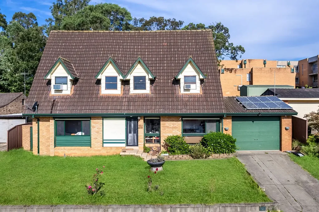 133 Wyangala Crescent, Leumeah, NSW 2560