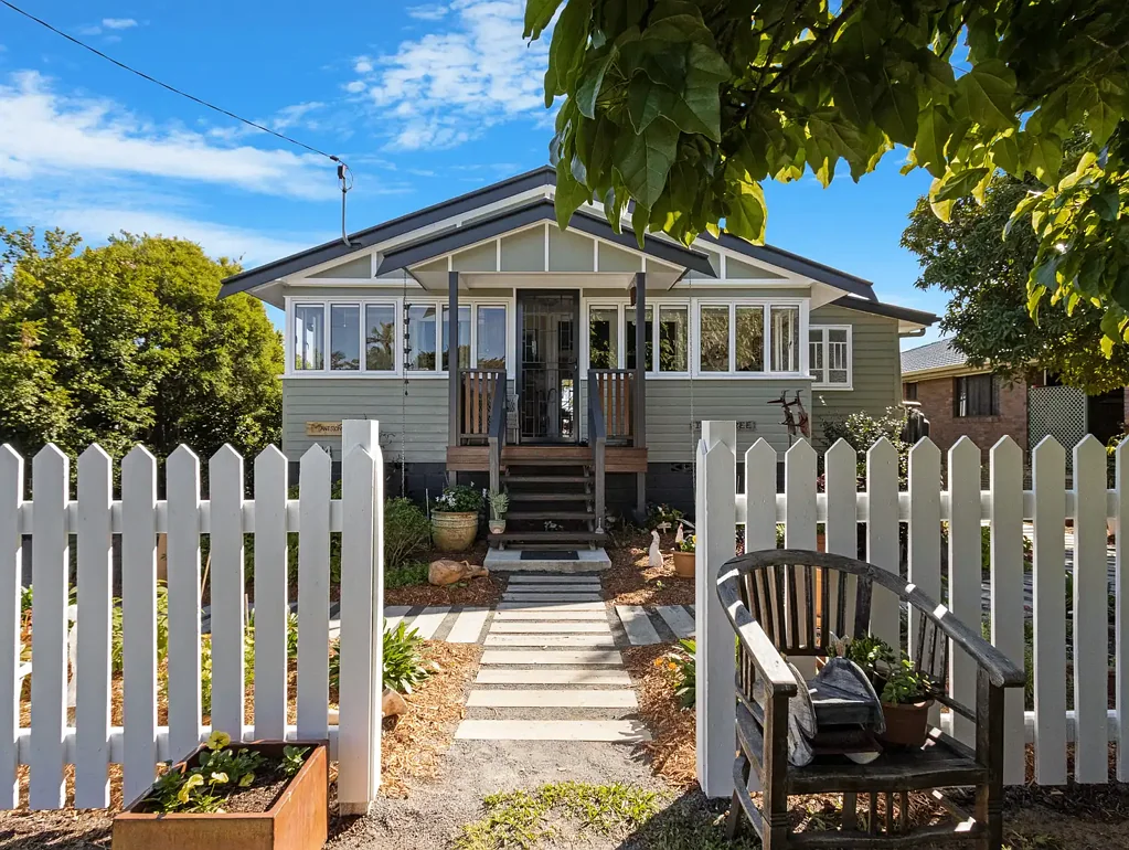 Point Vernon 4Habitaciones Timeless Charm in One-of-a-Kind Coastal Retreat