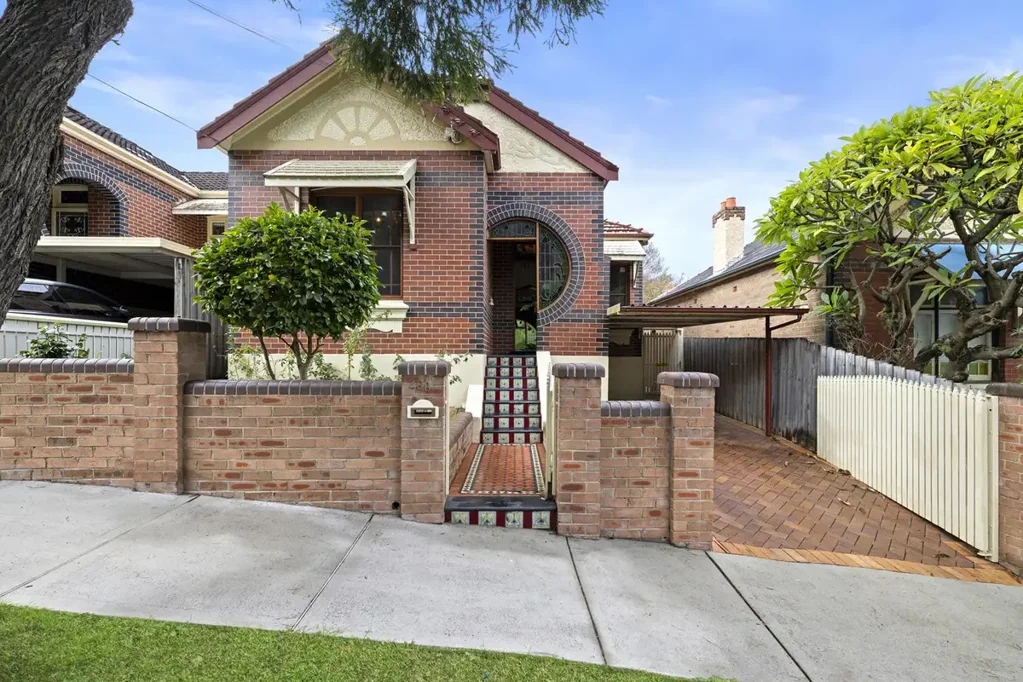 Ashbury 4Moenga Timeless Federation Elegance with Exceptional Family Entertaining