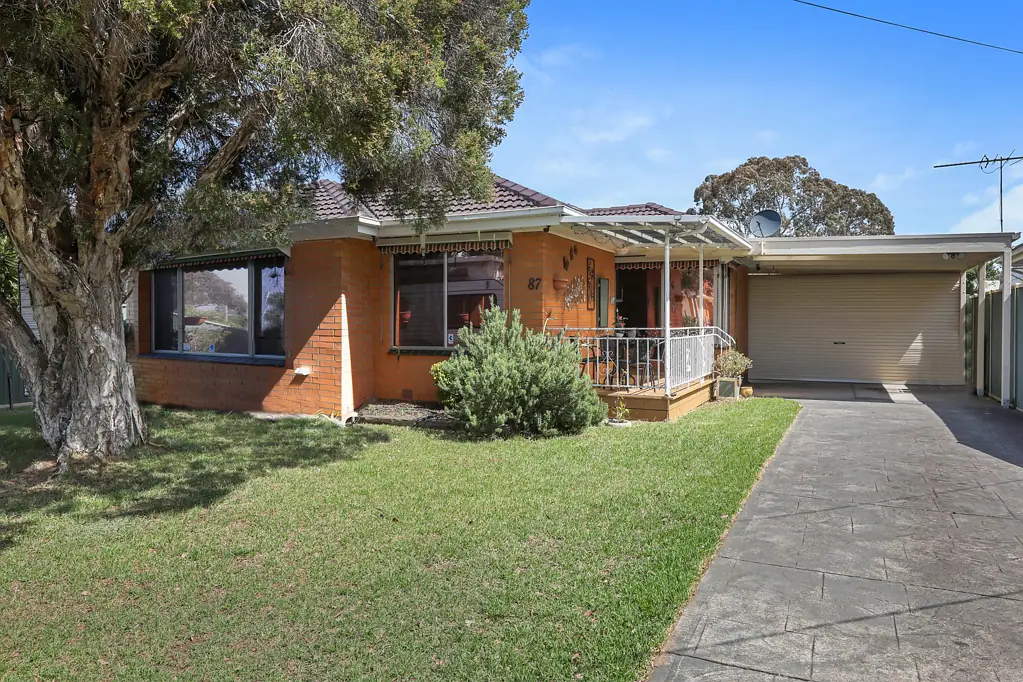 87 Gillespie Road, Kings Park, VIC 3021