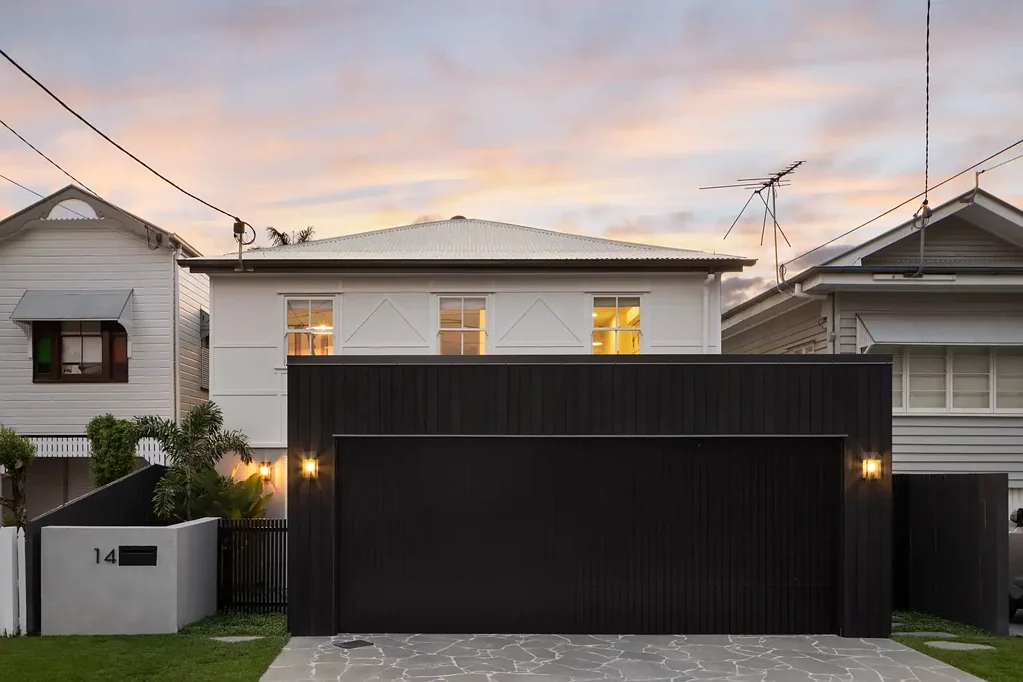 Hawthorne 5Zimmer Unrivalled Luxury & Design |  A Rare Hawthorne Estate with Separate Guest House