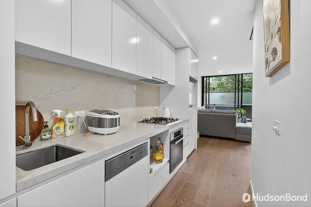111/5-9 Hanke Road, Doncaster, VIC 3108
