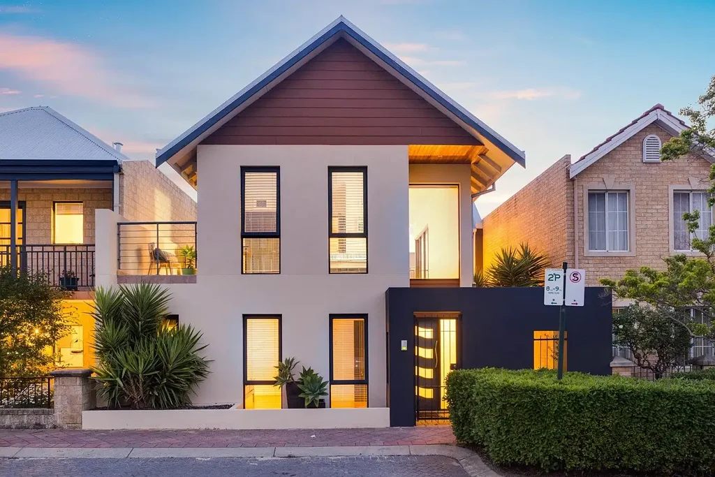 13 Tallow Tree Crescent, Subiaco, WA 6008