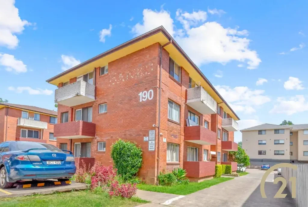 Recently Updated 2-Bedroom Unit in Convenient Carramar Location