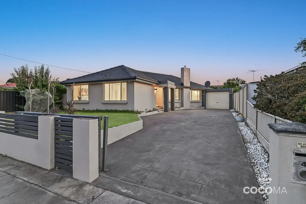 4 Elmbank Drive, Keysborough, VIC 3173