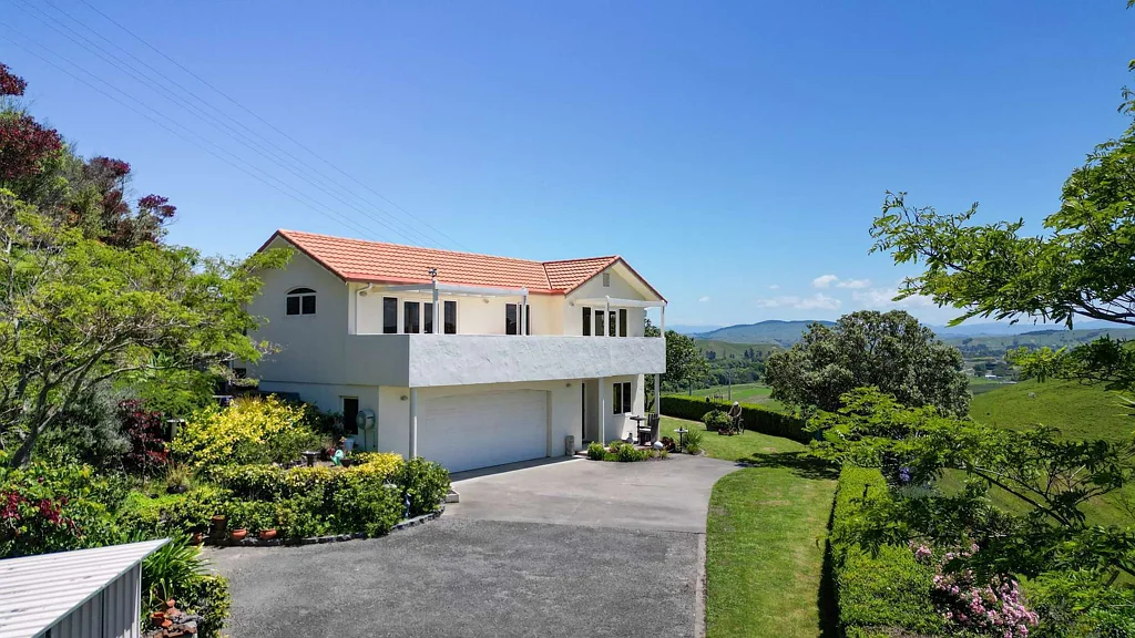 Puketapu 4 Bedroom Puketapu Magic