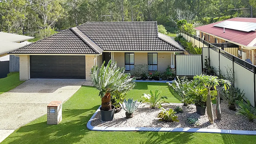 Beaudesert 4Habitaciones Exceptional Family Living in a Prime Brayford Estate Location