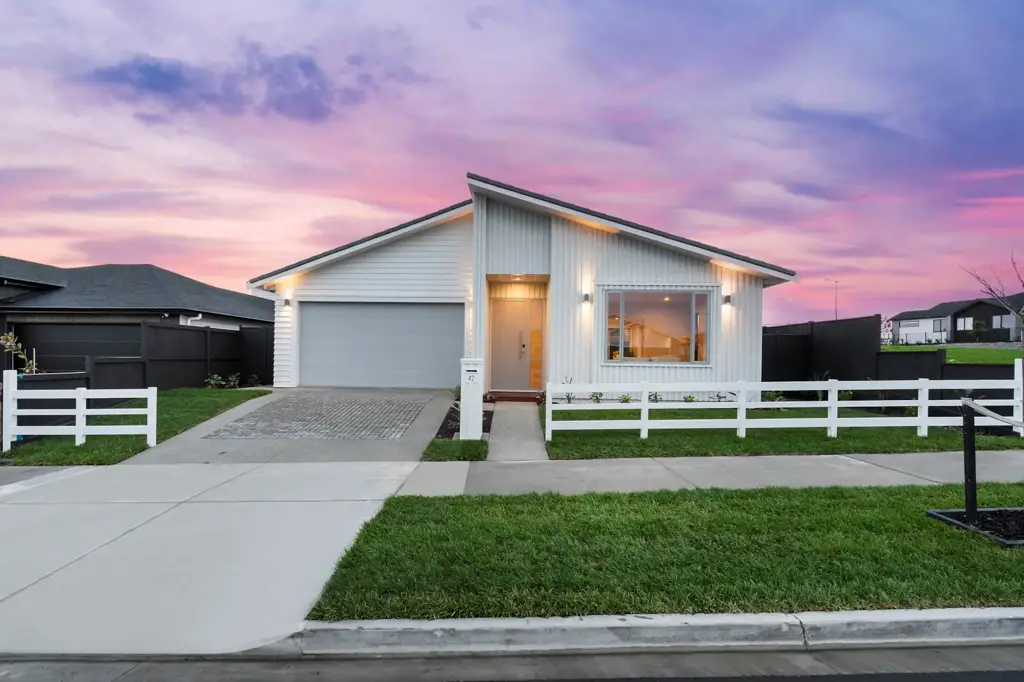 Milldale 4બેડરૂમ Single-Level Excellence Awaits