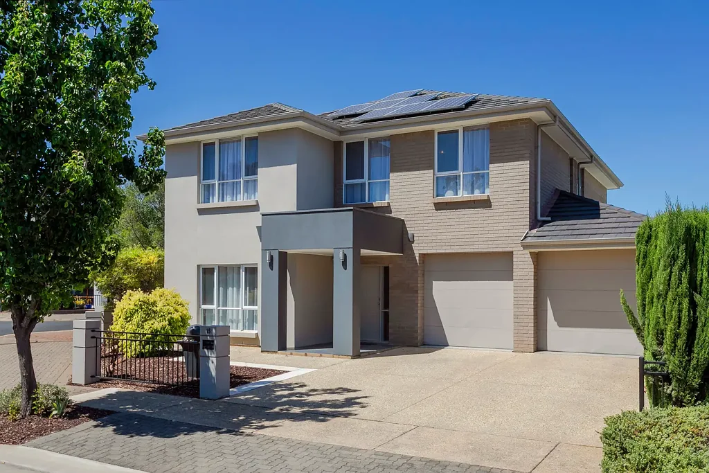 15 Ashworth Avenue, St Clair, SA 5011