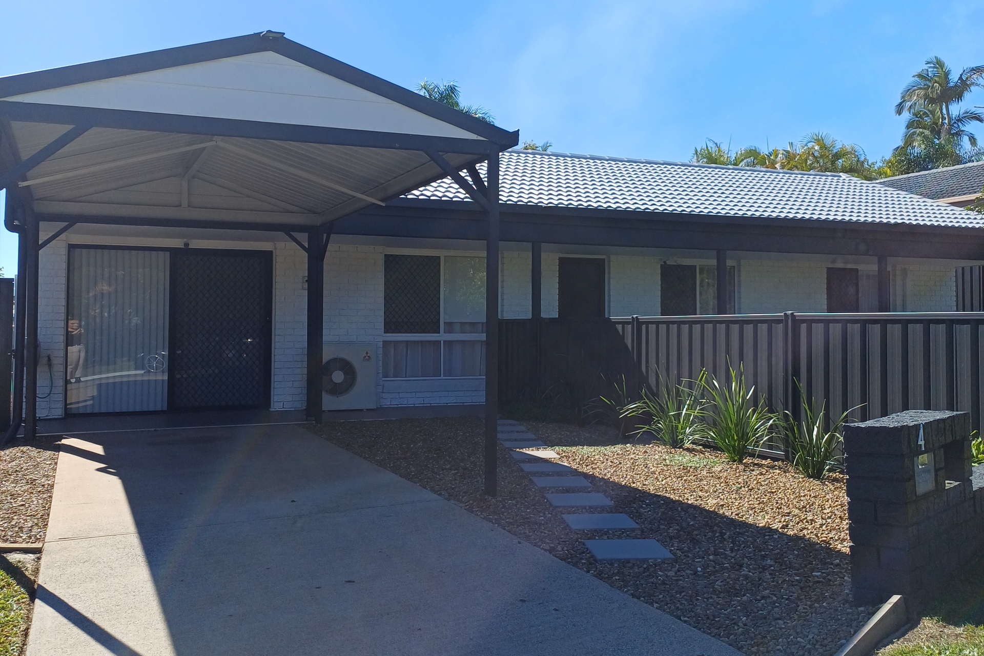 4 SALAMANDER PL, ROCHEDALE SOUTH QLD 4123, 0 rūma, 0 rūma horoi, House