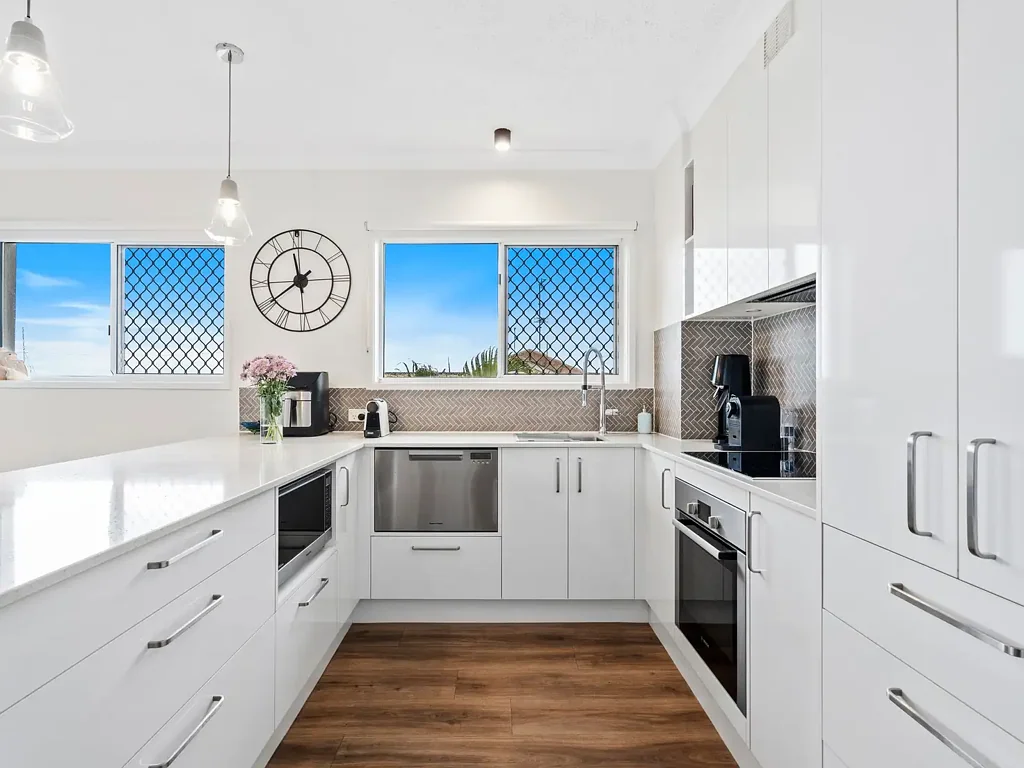 42/12 Whiting Street, Labrador, QLD 4215
