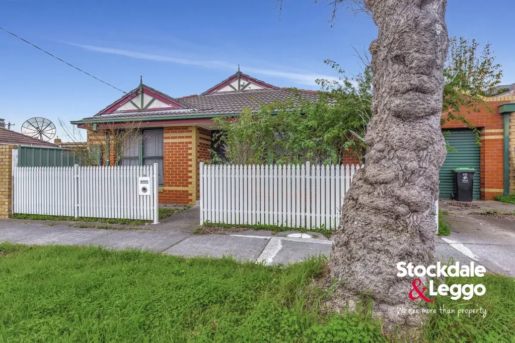 Charming Two Bedroom Home in a Quiet Location
