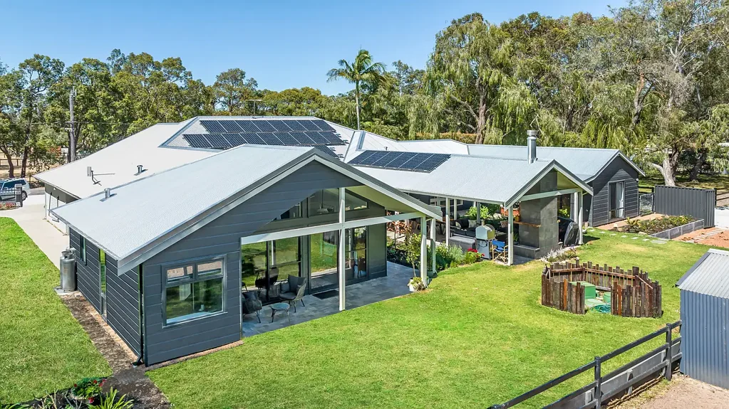 Address Withheld, Millendon, WA 6056