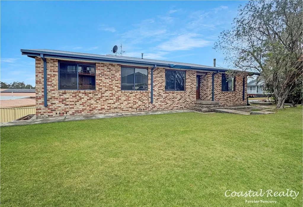 46 Warralong Street, Coomba Park, NSW 2428