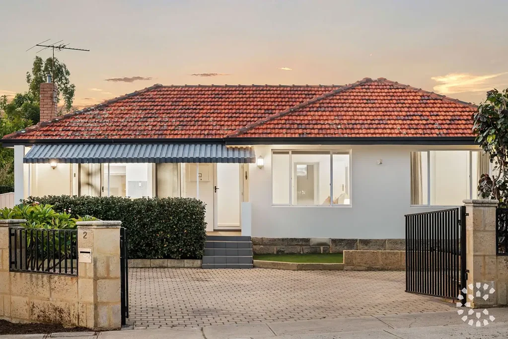 Hilton 3Moenga Under Offer - Please Call for Details